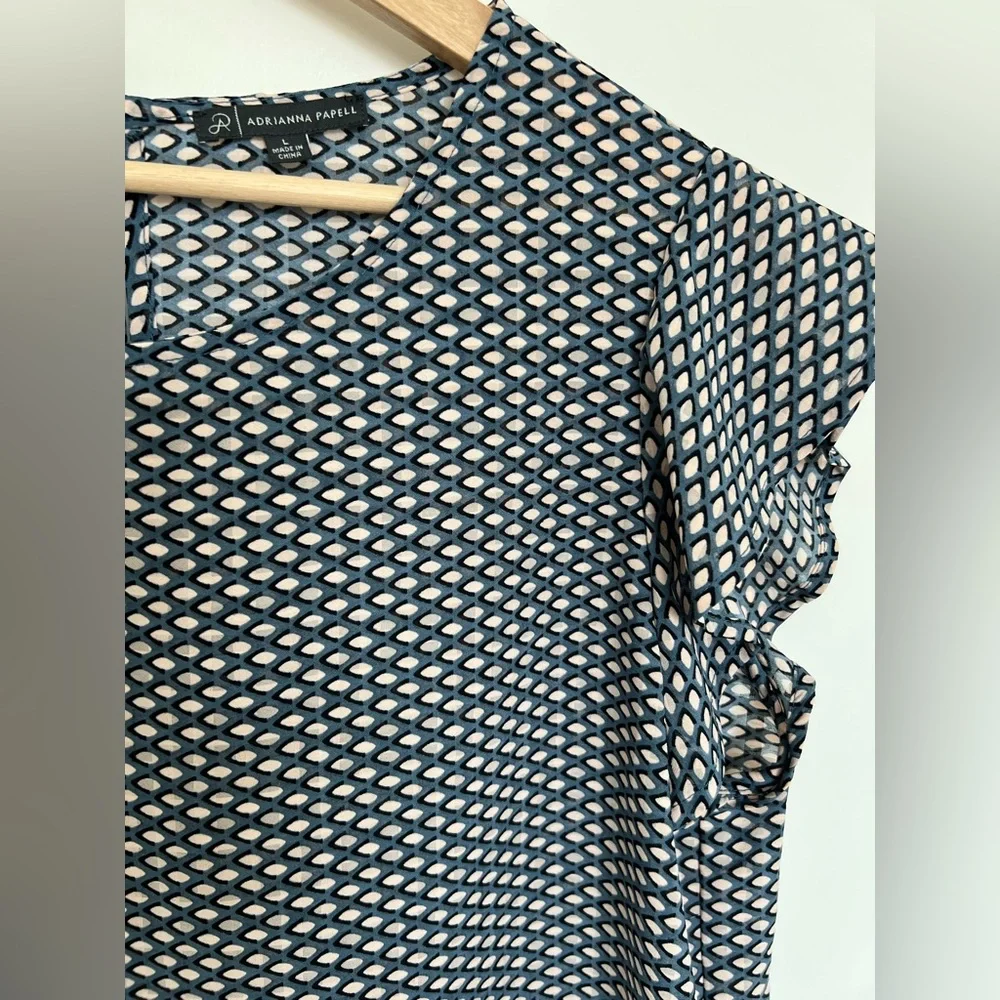 ADRIANNA PAPELL  Ruffled Sleeves Women’s Top/Blouse Grey and Tan Size: Large - Picture 5 of 16